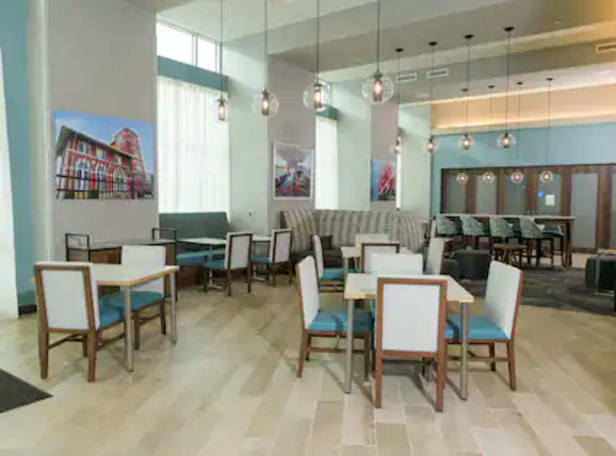 Hampton Inn & Suites Erie Bayfront Eksteriør bilde
