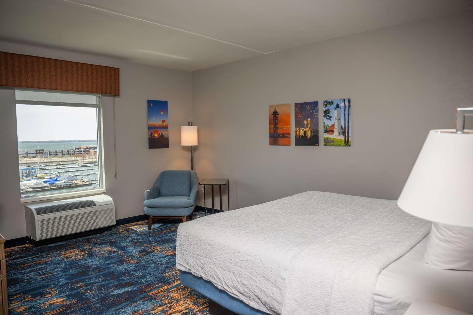 Hampton Inn & Suites Erie Bayfront Eksteriør bilde