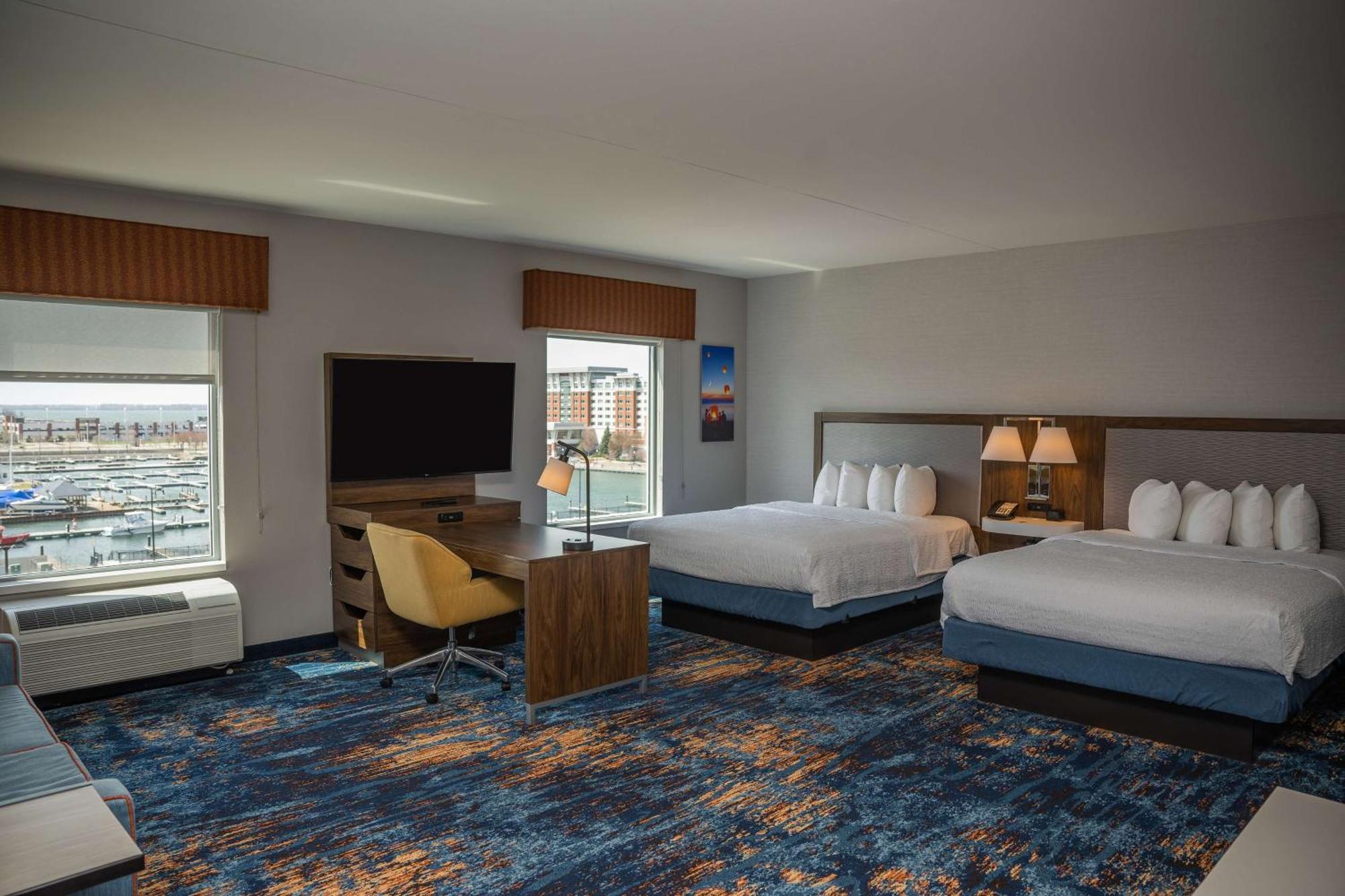 Hampton Inn & Suites Erie Bayfront Eksteriør bilde