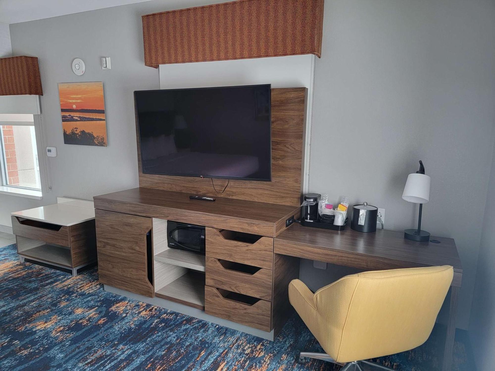 Hampton Inn & Suites Erie Bayfront Eksteriør bilde