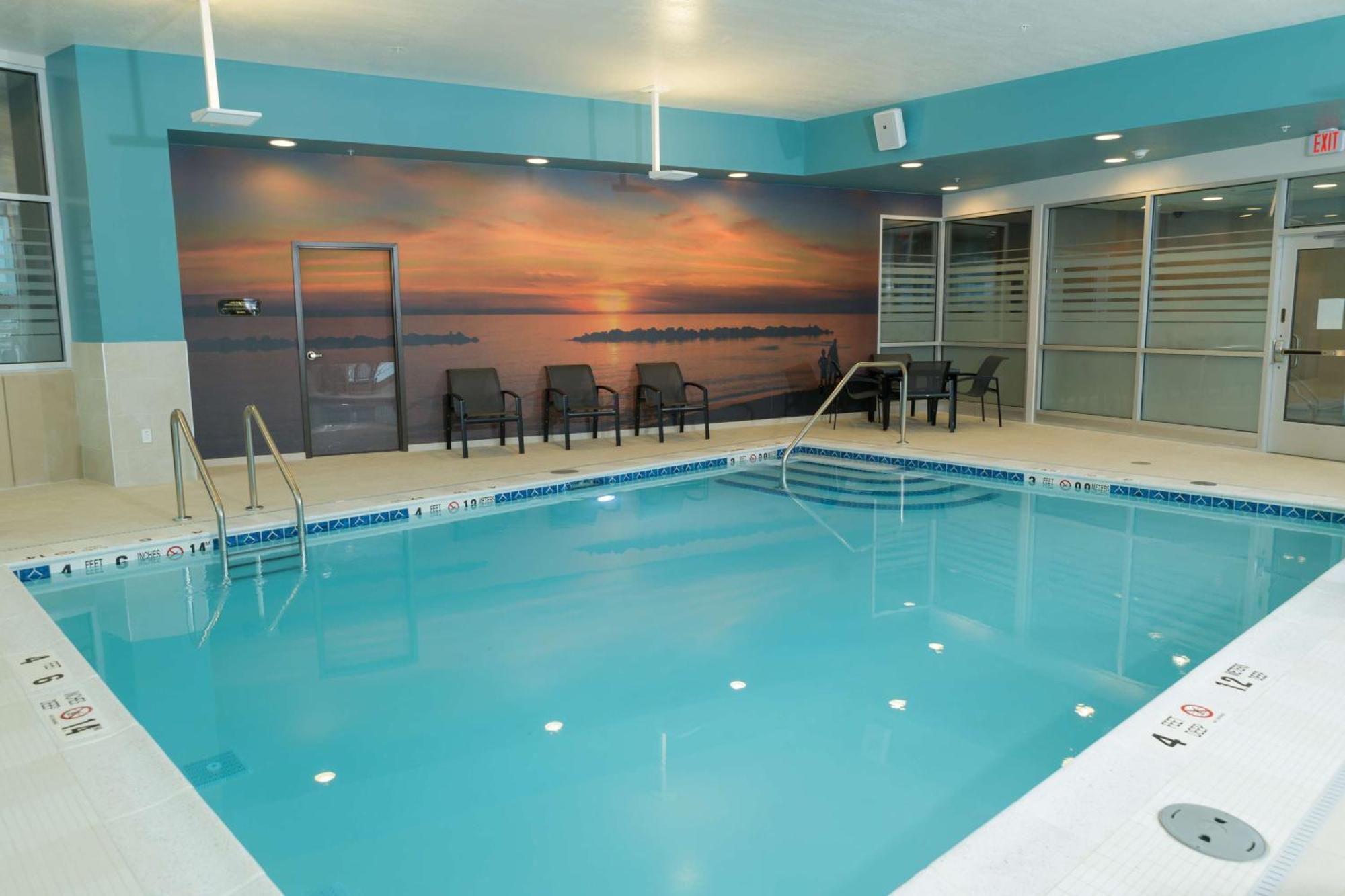 Hampton Inn & Suites Erie Bayfront Eksteriør bilde