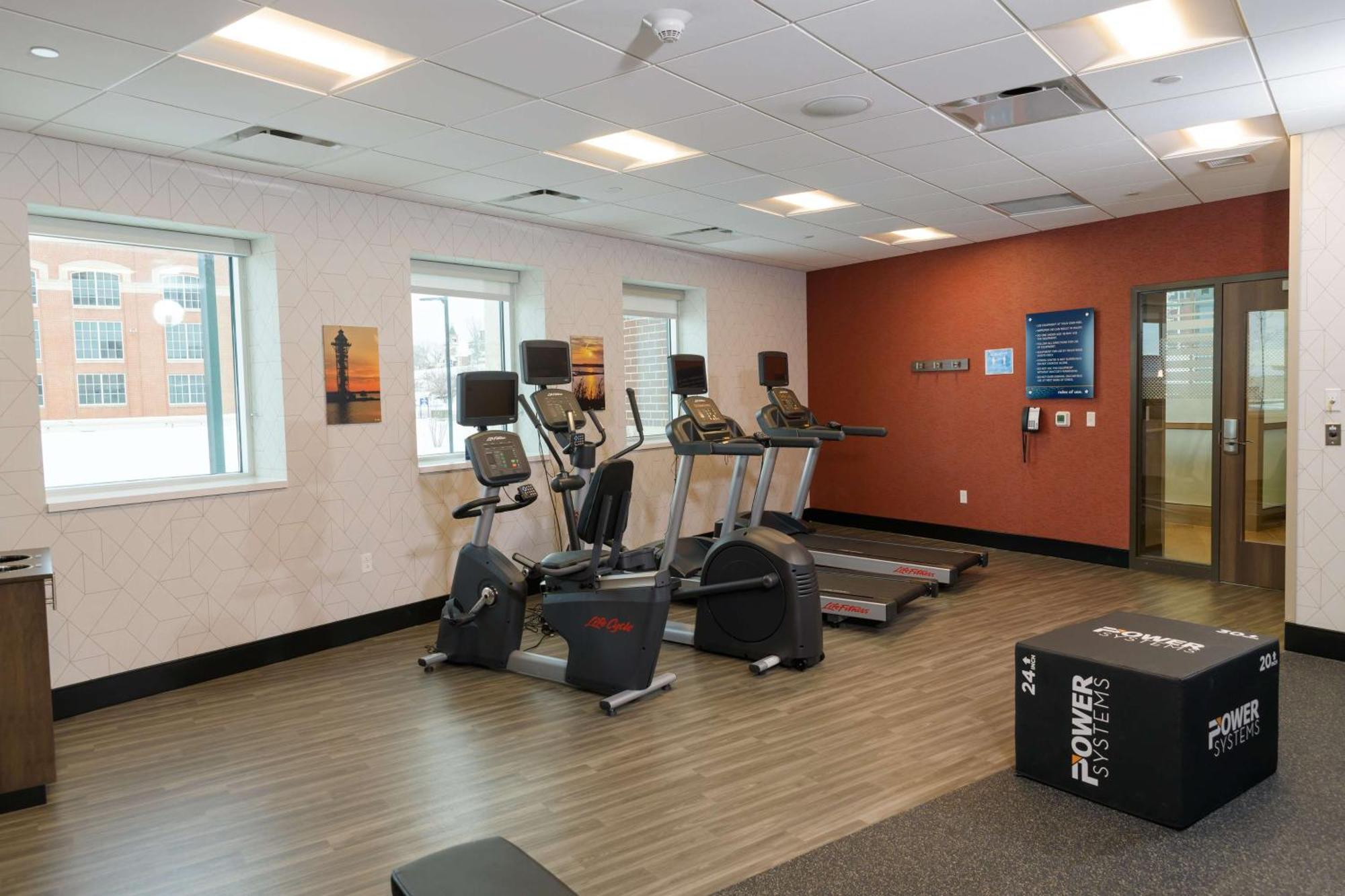 Hampton Inn & Suites Erie Bayfront Eksteriør bilde