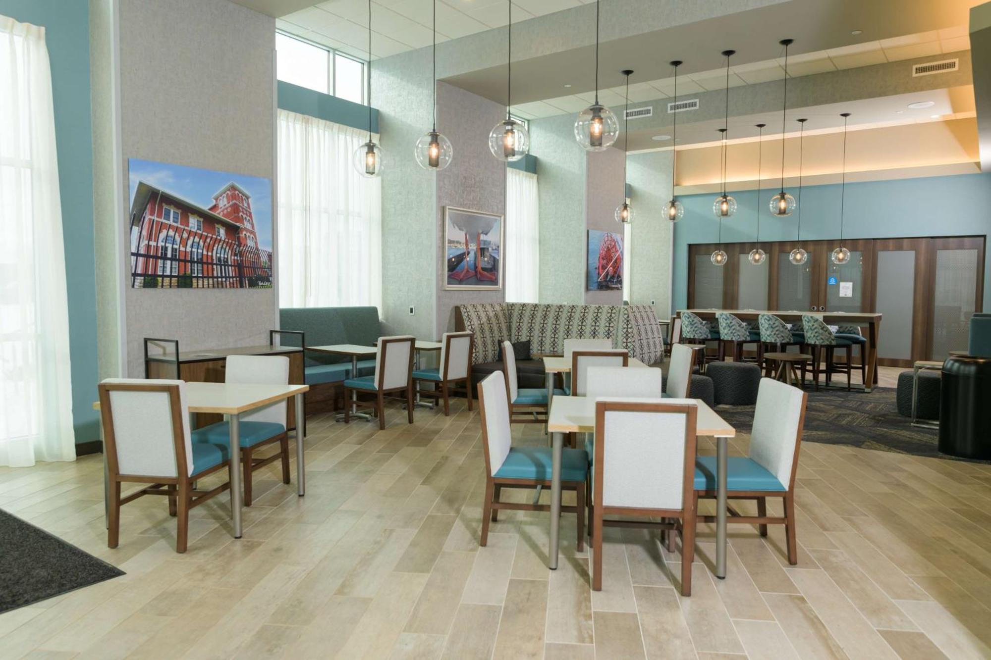 Hampton Inn & Suites Erie Bayfront Eksteriør bilde